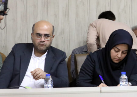 آوج باید به قطب دیمکاری و تولید مرغ در استان قزوین تبدیل شود