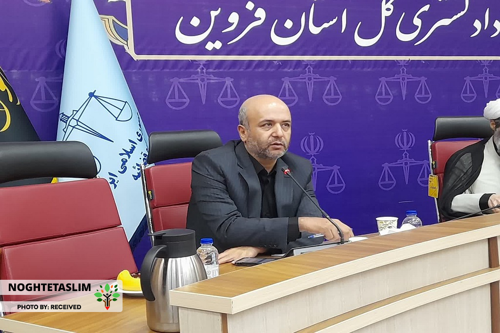 علی اصغر عسگری دادستان عمومی و انقلاب مرکز استان قزوین در نشست خبری با اصحاب رسانه علی اصغر عسگری دادستان عمومی و انقلاب مرکز استان قزوین در نشست خبری با اصحاب رسانه