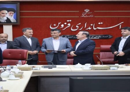 شهرستان بویین زهرا پیشتاز خیرین آب در استان قزوین معرفی شد