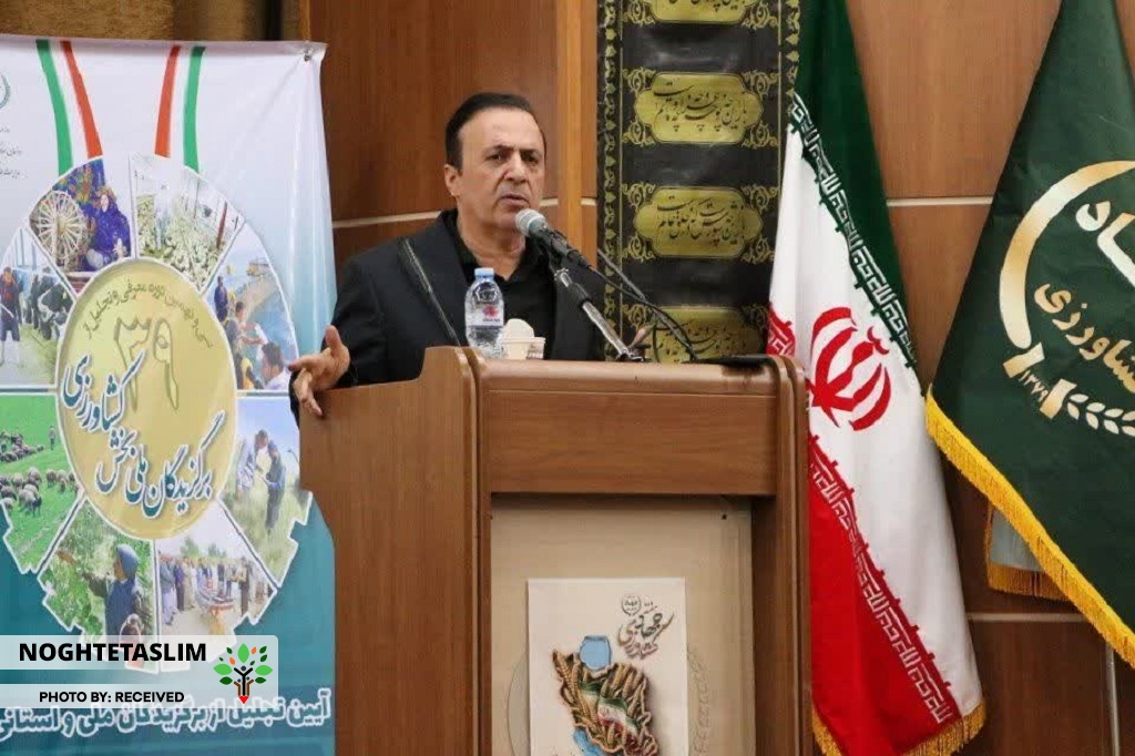 محمد نوذری استاندار قزوین در مراسم تجلیل از تولید کنندگان برتر کشاورزی
