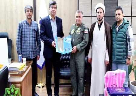 تجلیل فرمانده پایگاه هفتم هوانیروز از شهردار آبیک