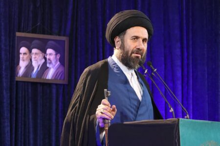 امام جمعه موقت قزوین: قتل مادر و دختر نتیجه ولنگاری بود
